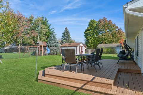 Tiny photo for 700 Country Lane N, Roselle, IL 60172 (MLS # 12500192)