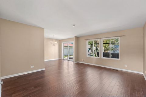 Tiny photo for 700 Country Lane N, Roselle, IL 60172 (MLS # 12500192)