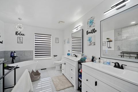 Tiny photo for 82 Brentwood Drive, Gilberts, IL 60136 (MLS # 12581011)