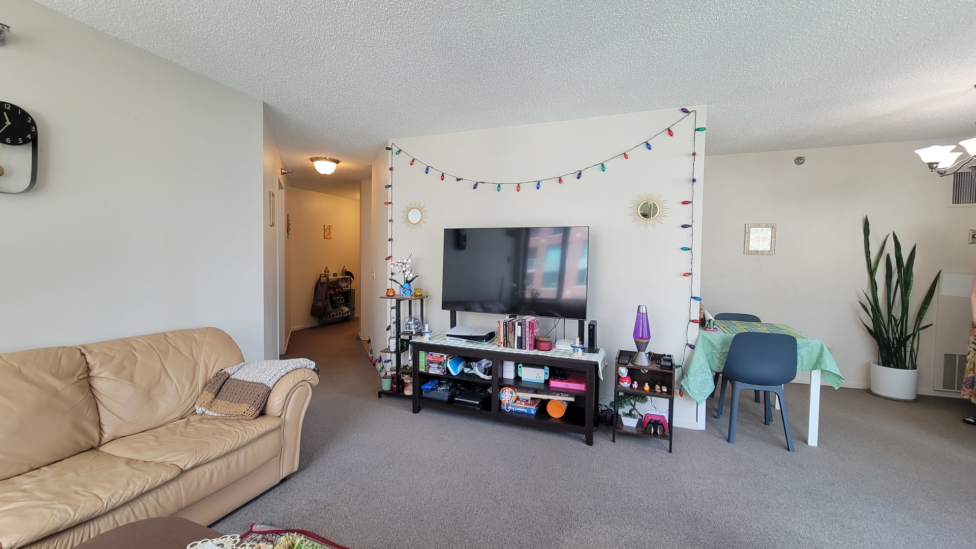 440 N MCCLURG Court 1002