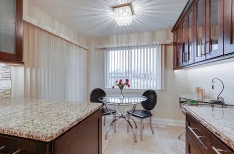Tiny photo for 1022 Boxwood Court #A1, Wheeling, IL 60090 (MLS # 12636206)