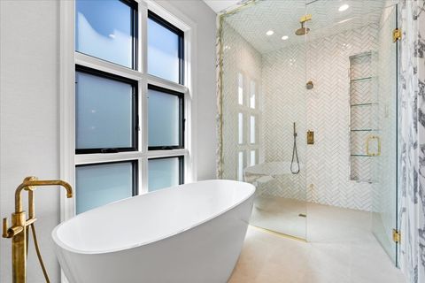 Tiny photo for 2119 N Seminary Avenue, Chicago, IL 60614 (MLS # 12536741)