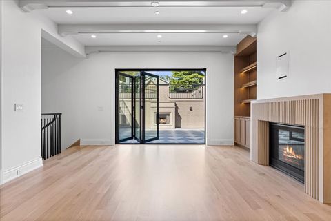 Tiny photo for 2119 N Seminary Avenue, Chicago, IL 60614 (MLS # 12536741)