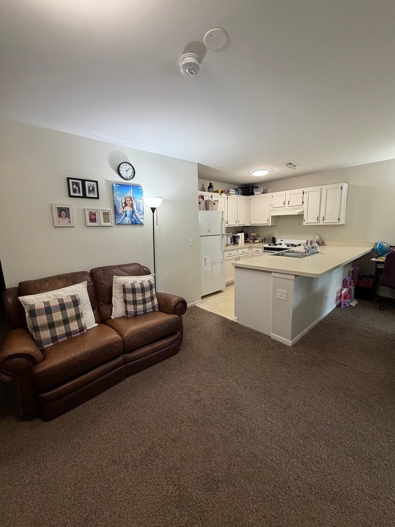 716 Elm Street 716