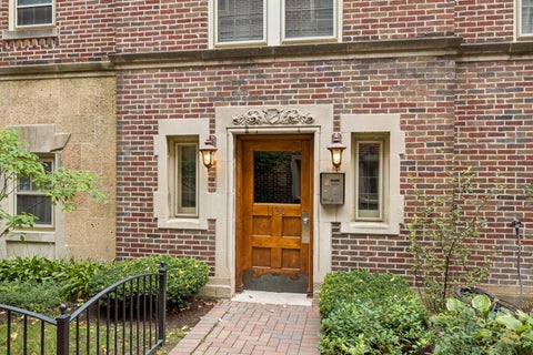 Tiny photo for 1130 WASHINGTON Boulevard #3A, Oak Park, IL 60302 (MLS # 12790645)