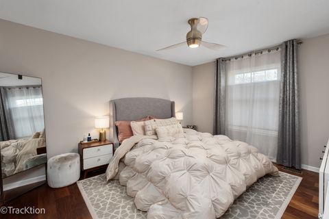 Tiny photo for 1147 Middlebury Lane #B1, Wheeling, IL 60090 (MLS # 12601259)