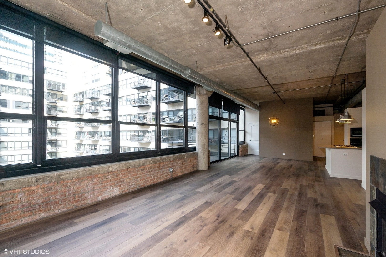 130 S CANAL Street 519