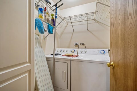 Tiny photo for 726 Dorchester Drive, Bolingbrook, IL 60440 (MLS # 12750456)