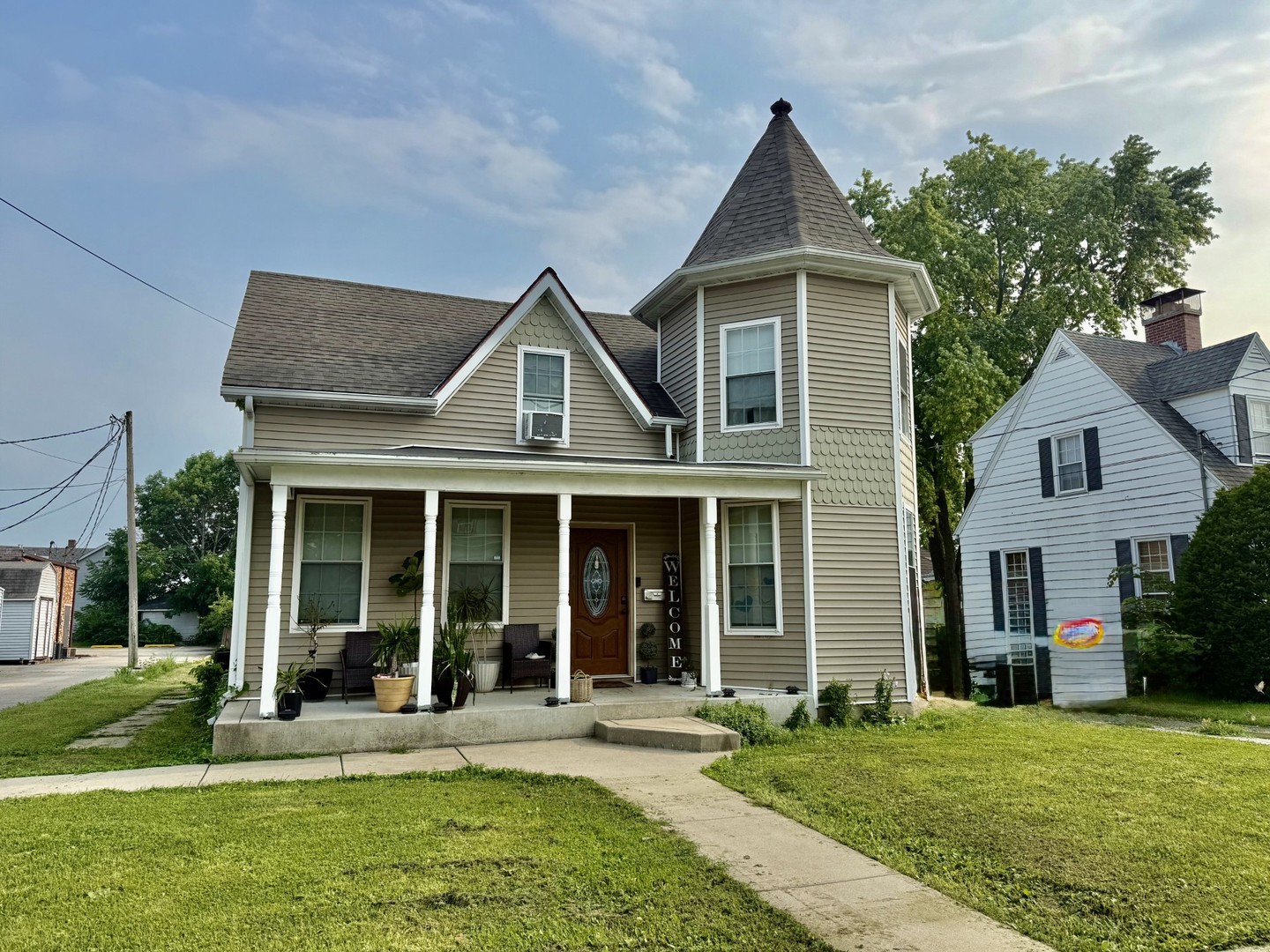 1816 8th Street