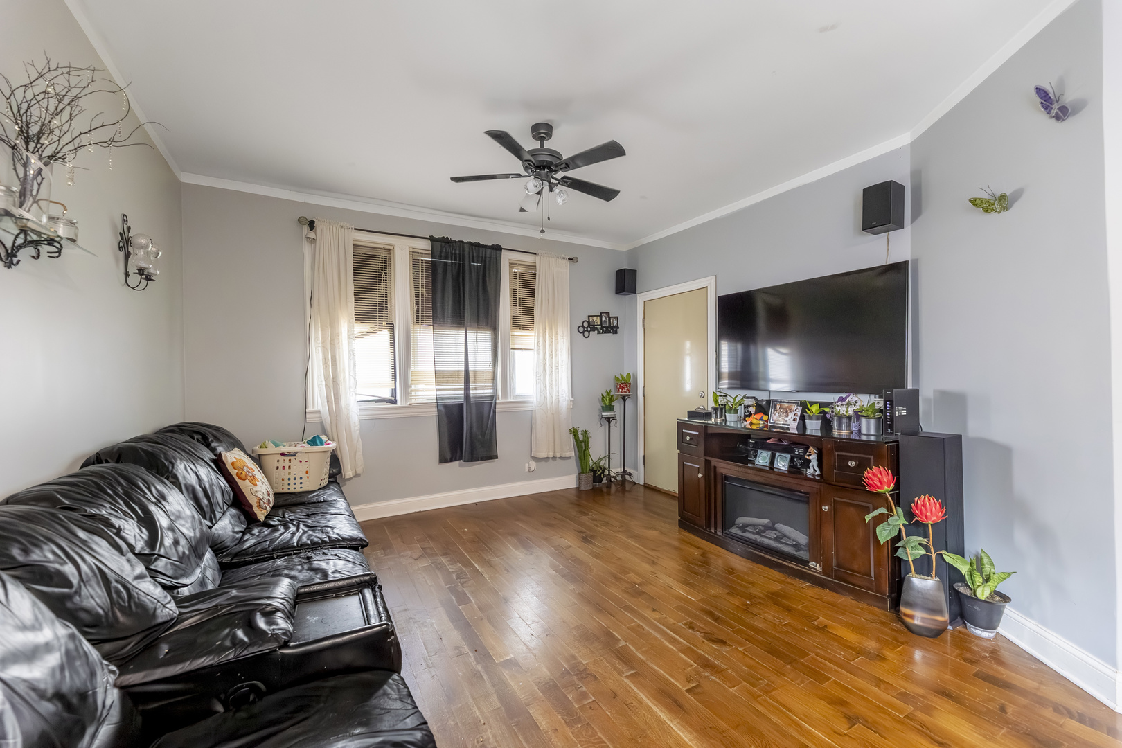 6613 S Justine Street