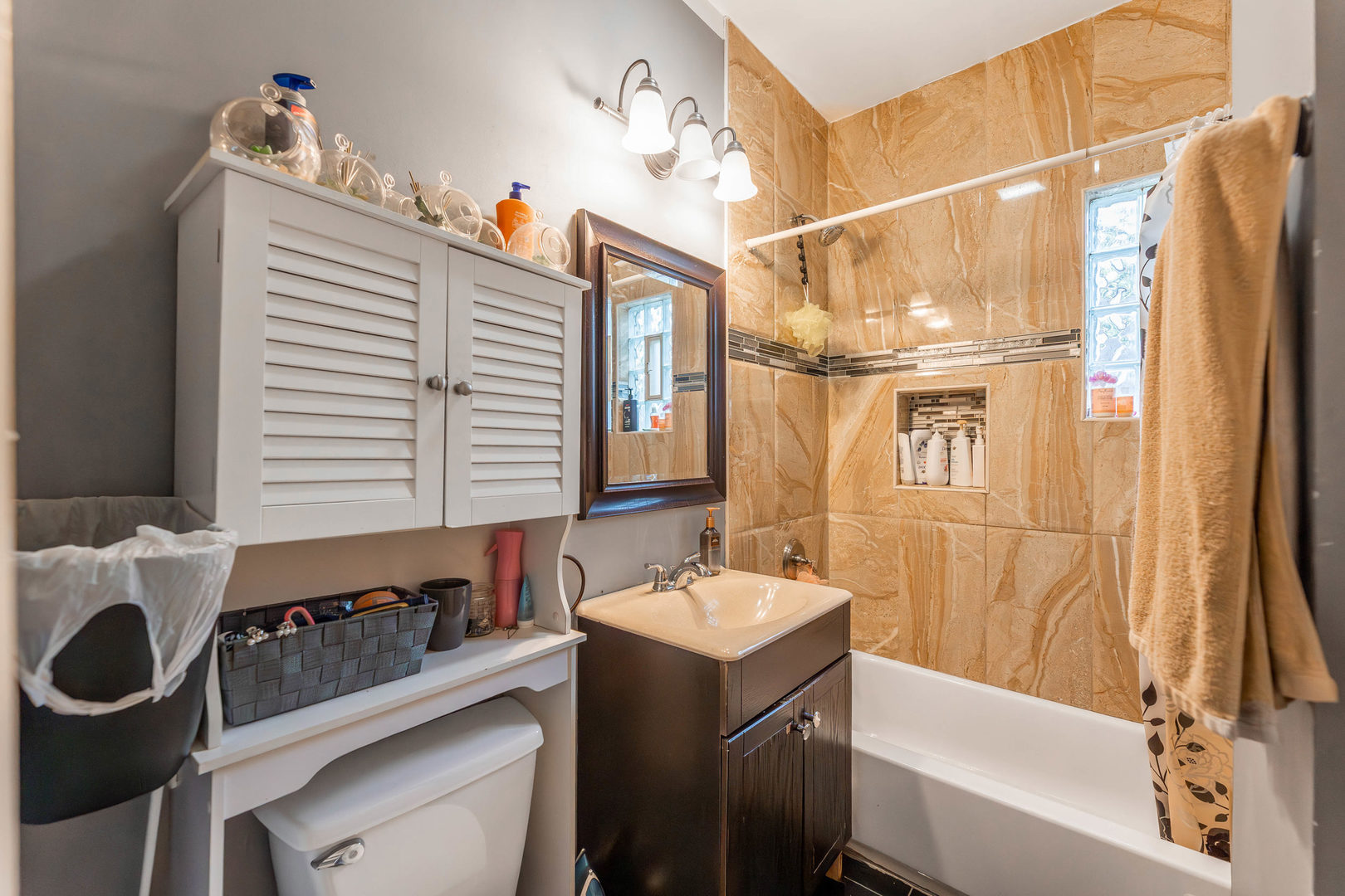 6613 S Justine Street