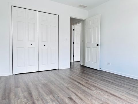 Tiny photo for 1875 N Crenshaw Circle, Vernon Hills, IL 60061 (MLS # 12636640)