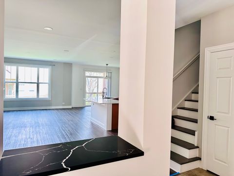 Tiny photo for 1875 N Crenshaw Circle, Vernon Hills, IL 60061 (MLS # 12636640)