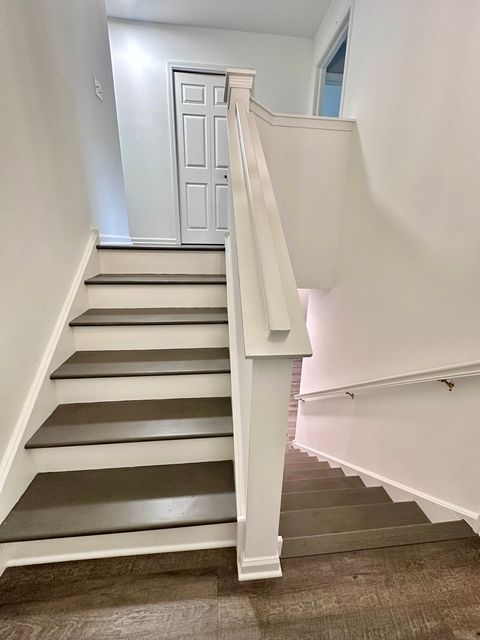 Tiny photo for 1875 N Crenshaw Circle, Vernon Hills, IL 60061 (MLS # 12636640)