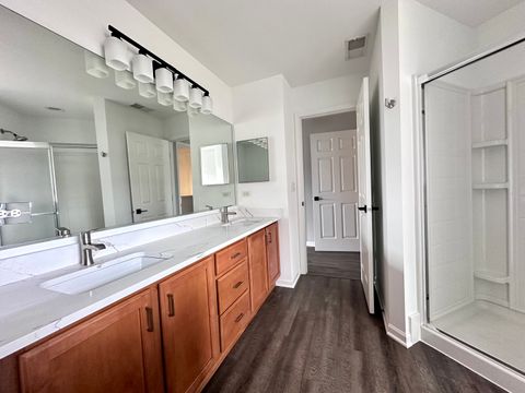 Tiny photo for 1875 N Crenshaw Circle, Vernon Hills, IL 60061 (MLS # 12636640)