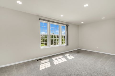 Tiny photo for 415 Highcroft Way, Lincolnshire, IL 60069 (MLS # 12494040)