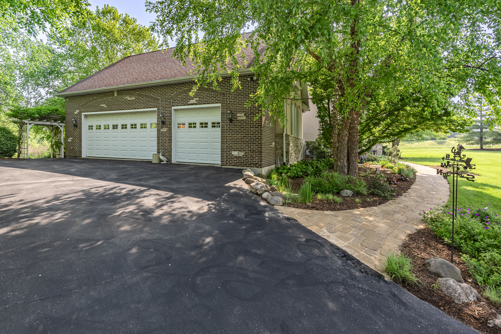 660 Birch Hollow Drive