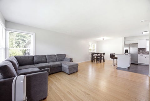 Tiny photo for 33 Cranbrook Drive, Des Plaines, IL 60016 (MLS # 12774325)