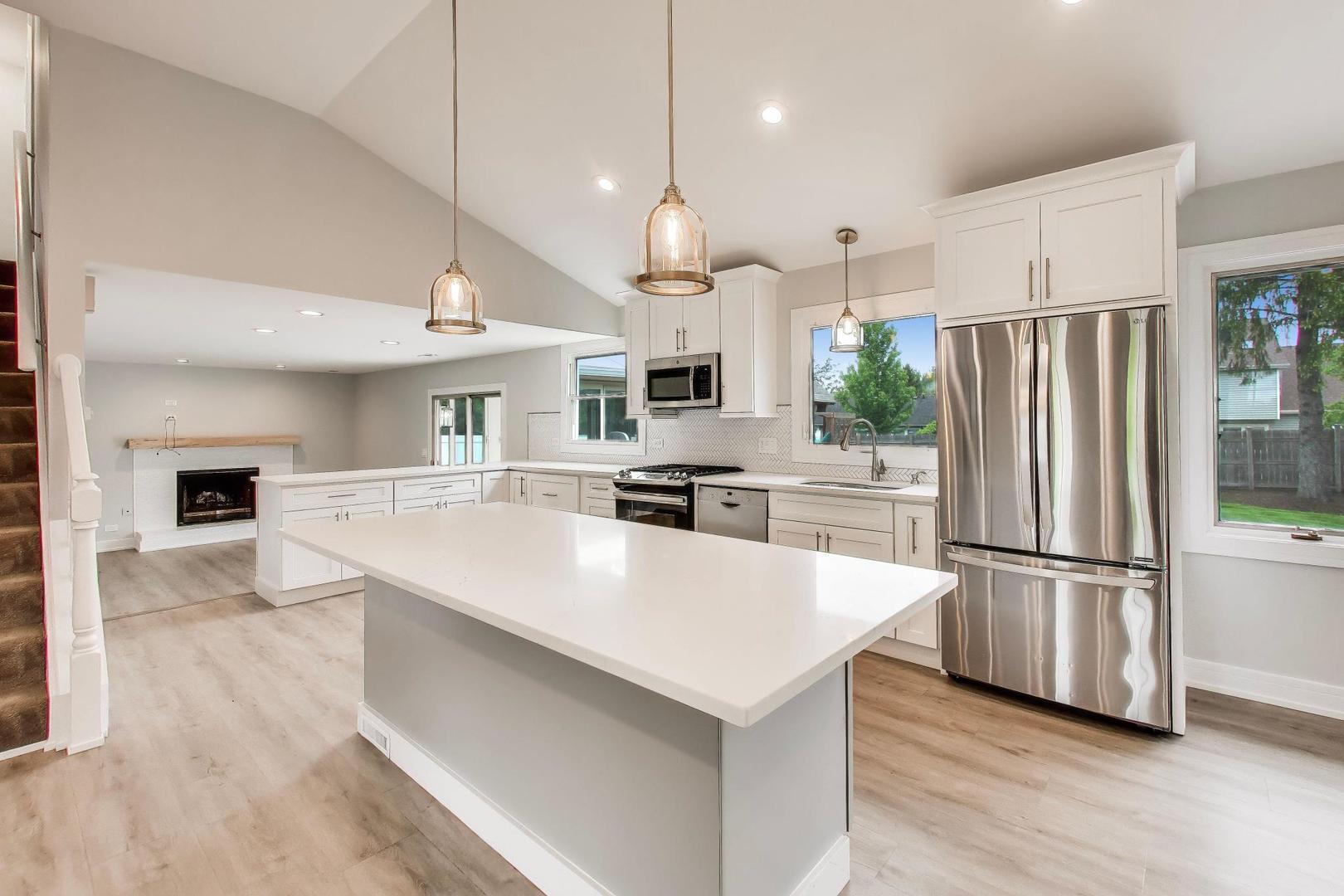 1101 Oakwood Drive