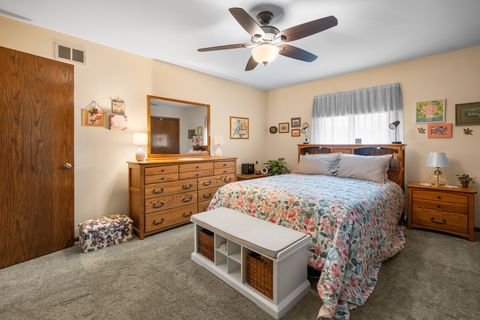 Tiny photo for 17713 66th Avenue, Tinley Park, IL 60477 (MLS # 12498813)