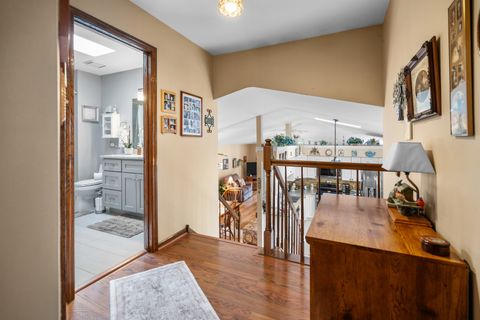 Tiny photo for 17713 66th Avenue, Tinley Park, IL 60477 (MLS # 12498813)