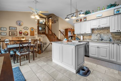 Tiny photo for 17713 66th Avenue, Tinley Park, IL 60477 (MLS # 12498813)