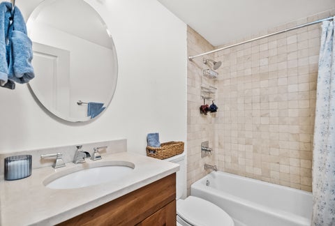 Tiny photo for 2711 N MILDRED Avenue #2A, Chicago, IL 60614 (MLS # 12766621)