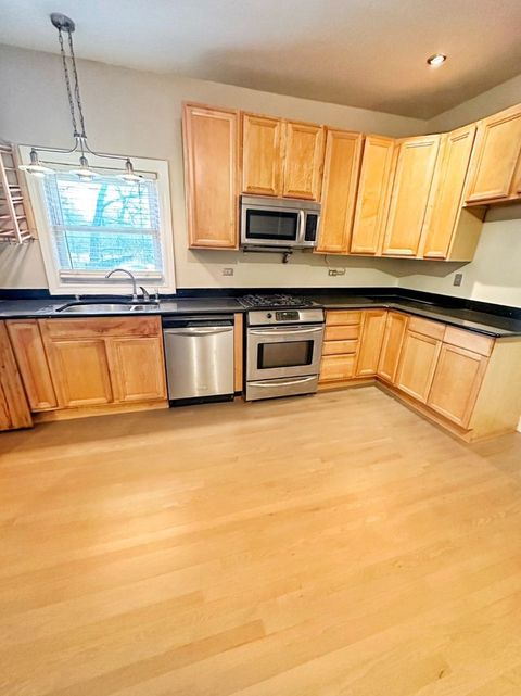 Tiny photo for 2225 W Oakdale Avenue, Chicago, IL 60618 (MLS # 12557790)