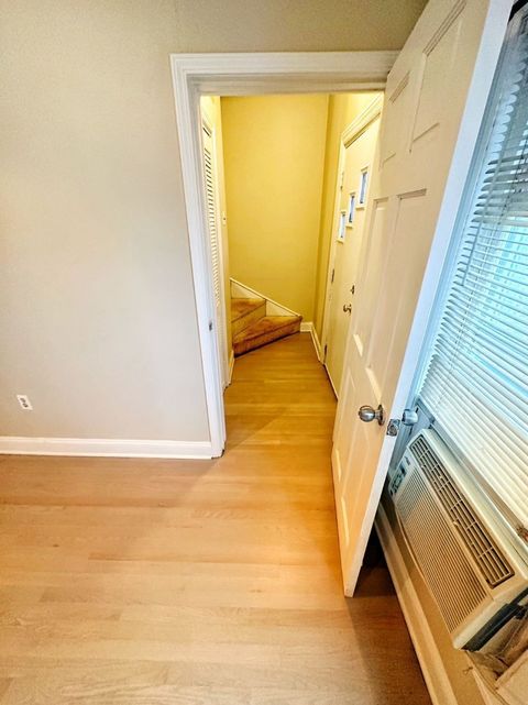 Tiny photo for 2225 W Oakdale Avenue, Chicago, IL 60618 (MLS # 12557790)