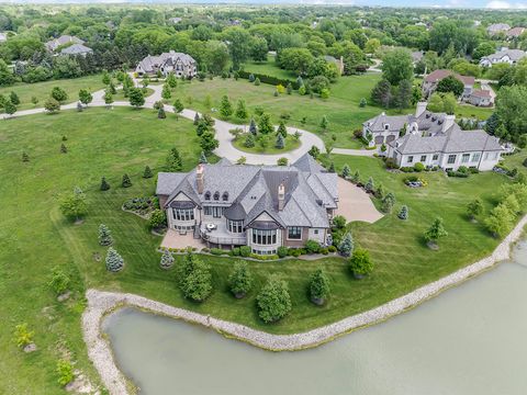 A home in South Barrington