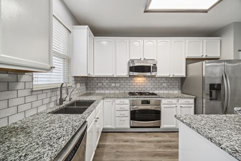 Tiny photo for 982 TUSCANY Drive, Streamwood, IL 60107 (MLS # 12535050)