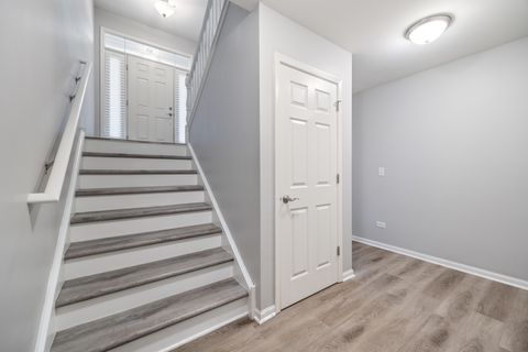 Tiny photo for 982 TUSCANY Drive, Streamwood, IL 60107 (MLS # 12535050)