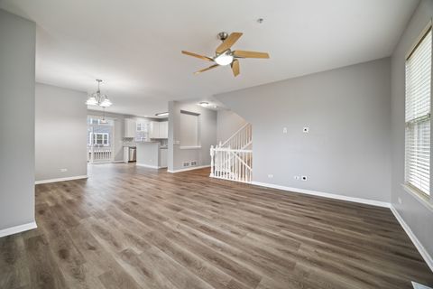 Tiny photo for 982 TUSCANY Drive, Streamwood, IL 60107 (MLS # 12535050)