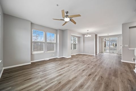 Tiny photo for 982 TUSCANY Drive, Streamwood, IL 60107 (MLS # 12535050)