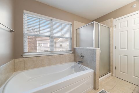 Tiny photo for 982 TUSCANY Drive, Streamwood, IL 60107 (MLS # 12535050)