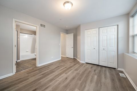 Tiny photo for 982 TUSCANY Drive, Streamwood, IL 60107 (MLS # 12535050)