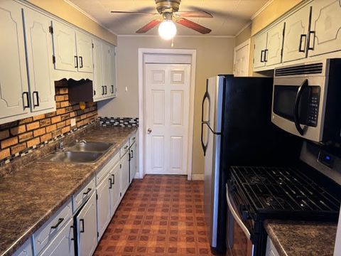 Tiny photo for Crest Hill, IL 60403 (MLS # 12571774)