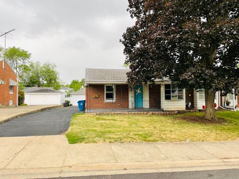 Photo of Crest Hill, IL 60403 (MLS # 12571774)