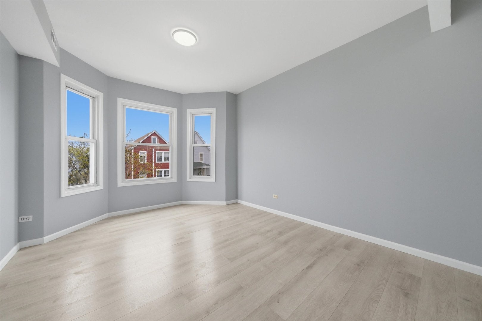 1417 S 48TH Court