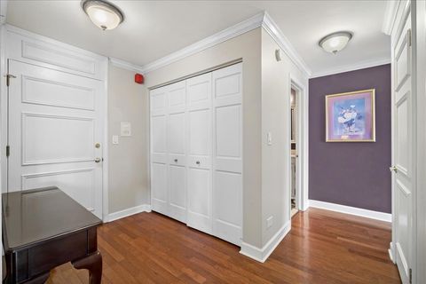 Tiny photo for 2700 E Bel Aire Drive #303, Arlington Heights, IL 60004 (MLS # 12596743)