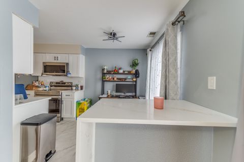 A home in Mount Prospect