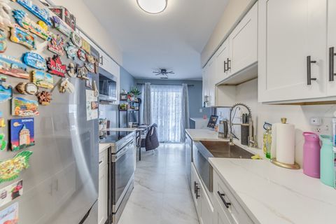 A home in Mount Prospect