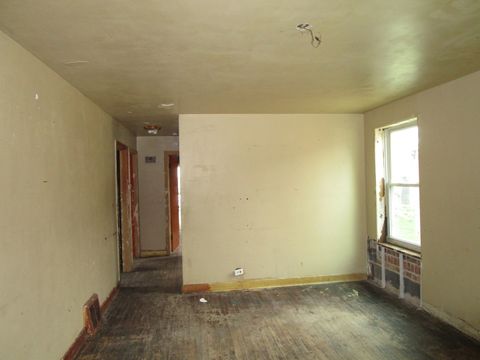 Tiny photo for 240 Linden Avenue, Bellwood, IL 60104 (MLS # 12559161)