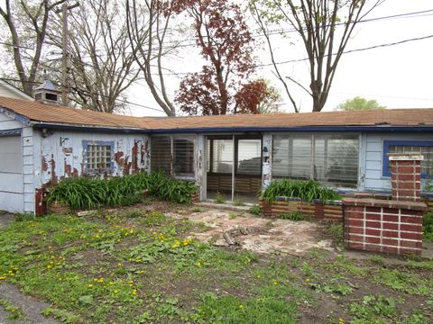 Tiny photo for 240 Linden Avenue, Bellwood, IL 60104 (MLS # 12559161)