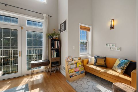 Tiny photo for 1224 W WINONA Street #3E, Chicago, IL 60640 (MLS # 12494166)