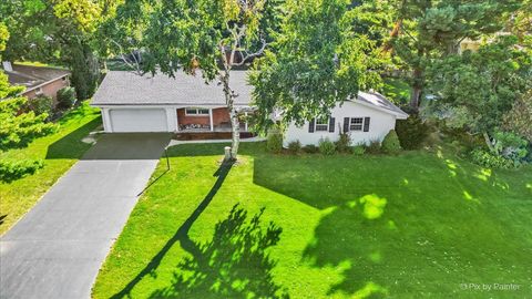 Tiny photo for 977 Lindenwood Drive, Aurora, IL 60506 (MLS # 12492259)