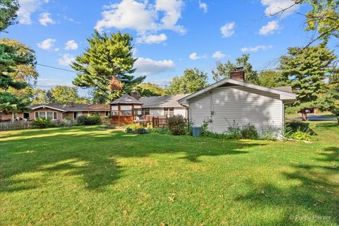 Tiny photo for 977 Lindenwood Drive, Aurora, IL 60506 (MLS # 12492259)