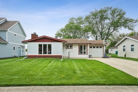 Photo of 1028 Cherokee Place, Lemont, IL 60439 (MLS # 12633256)