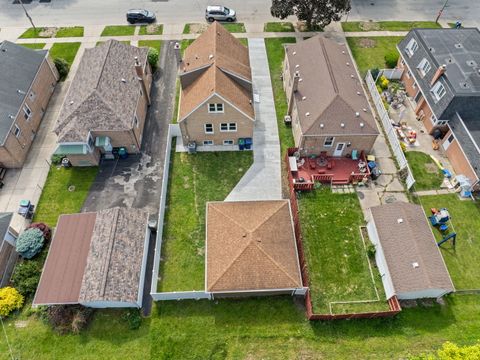 Tiny photo for 9411 S Springfield Avenue, Evergreen Park, IL 60805 (MLS # 12654595)