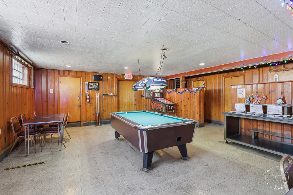 835 W Broadway Street